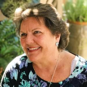 Meet your Posher, Deborah